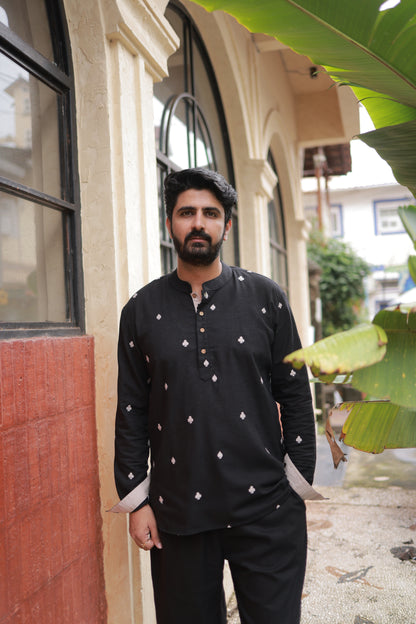 Clubs & Spades-BL Short Kurta